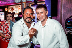 1latino20_157