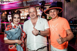 1latino20_163